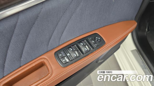Maserati Ghibli 2019 — photo 28