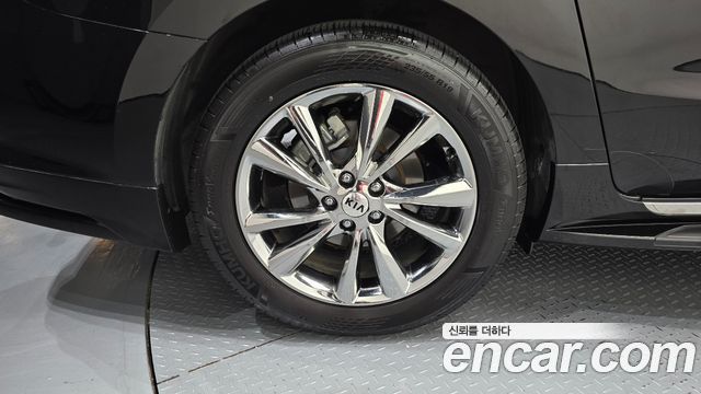 Kia Canival 2019 — photo 5