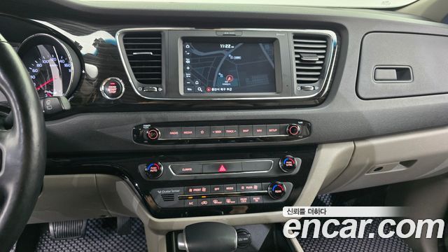 Kia Canival 2019 — photo 19