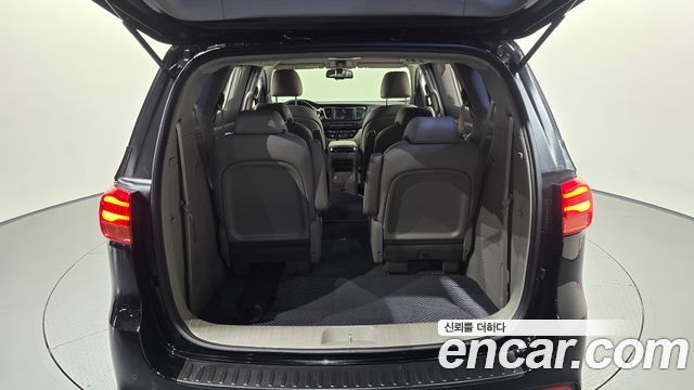 Kia Canival 2019 — photo 25