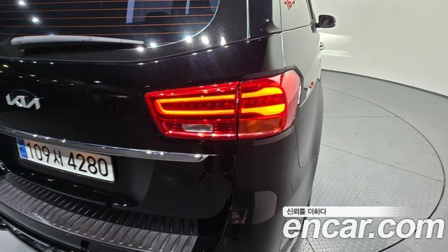 Kia Canival 2019 — photo 9