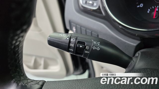 Kia Canival 2019 — photo 30
