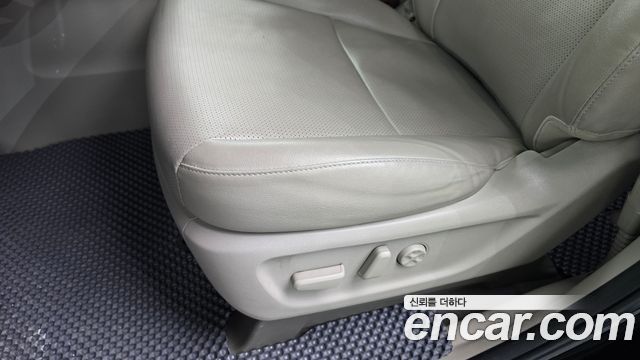 Kia Canival 2019 — photo 31