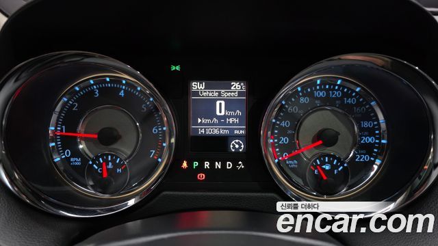 Chrysler Grand Voyager 2016 — photo 8