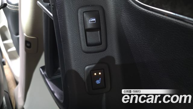 Chrysler Grand Voyager 2016 — photo 19