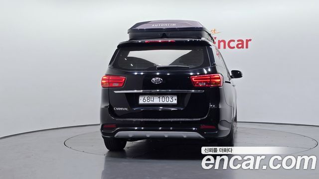Kia Canival 2019 — photo 4