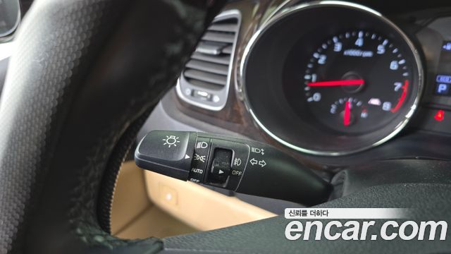 Kia Canival 2019 — photo 33