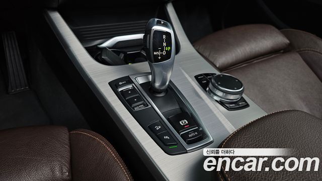 BMW X4 2018 — photo 9