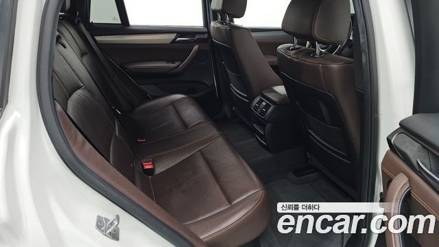 BMW X4 2018 — photo 11