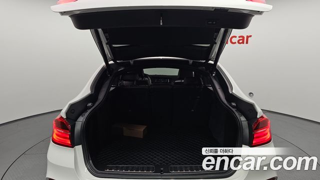 BMW X4 2018 — photo 20