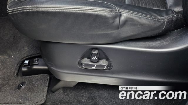 KG Mobility KORANDO 2018 — photo 31