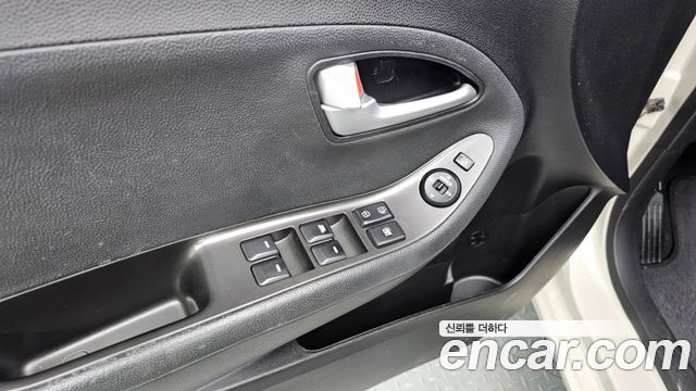 Kia morning 2015 — photo 18