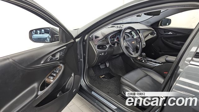 Chevrolet Korea Malibu 2017 — photo 13