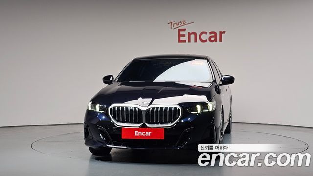 BMW 5-Series 2024 — photo 3