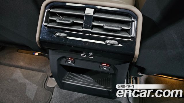BMW 5-Series 2024 — photo 31