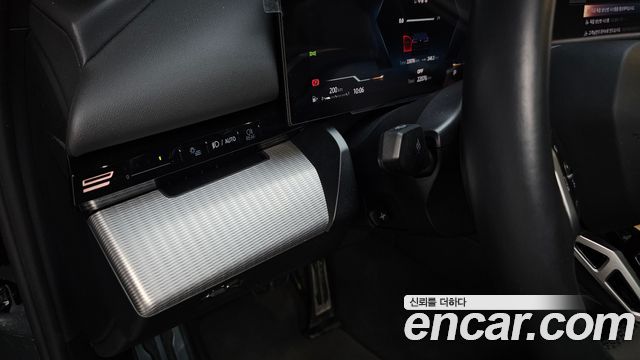 BMW 5-Series 2024 — photo 35