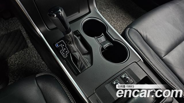 Toyota Camry 2017 — photo 9