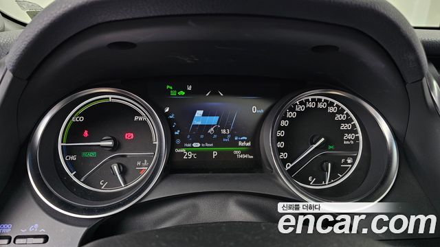 Toyota Camry 2018 — photo 8
