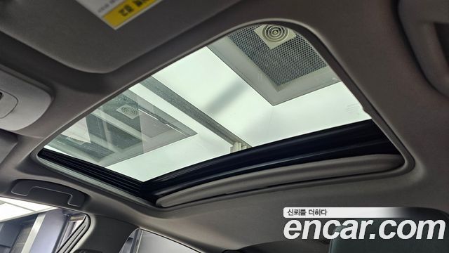 Toyota Camry 2018 — photo 18