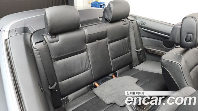 BMW 3-Series 2009 — photo 11