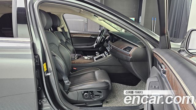 Genesis G90 2019 — photo 12