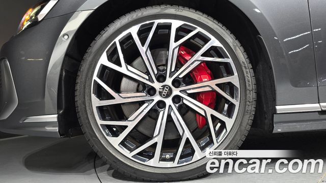 Audi S8 2025 — photo 5