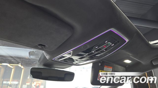Audi S8 2025 — photo 28