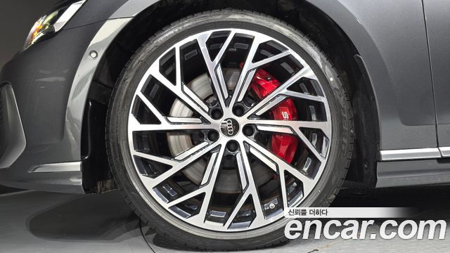 Audi S8 2025 — photo 5