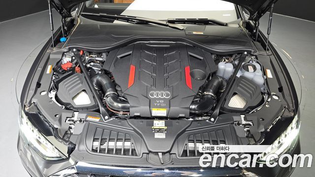 Audi S8 2025 — photo 6