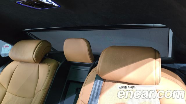 Audi S8 2025 — photo 33
