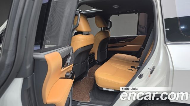Lexus LX 2025 — photo 36