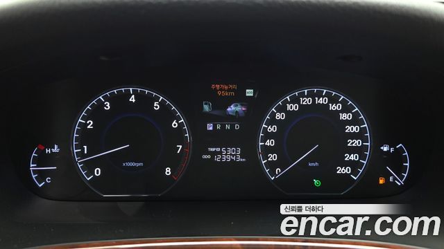 Hyundai Equus 2012 — photo 8