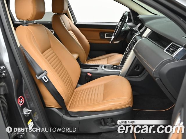 Land Rover Discovery Sport 2019 — photo 10