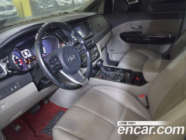 Kia Canival 2016 — photo 5