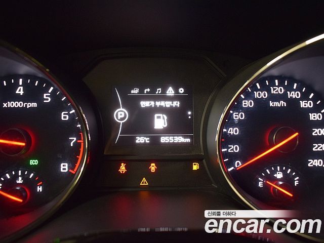 Kia Canival 2016 — photo 8
