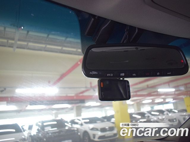 Kia Canival 2016 — photo 10