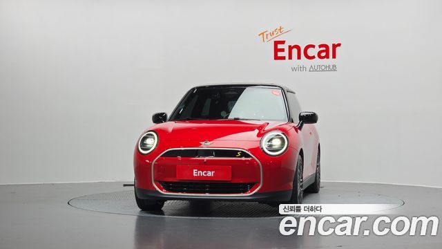 Mini Cooper 2024 — photo 3