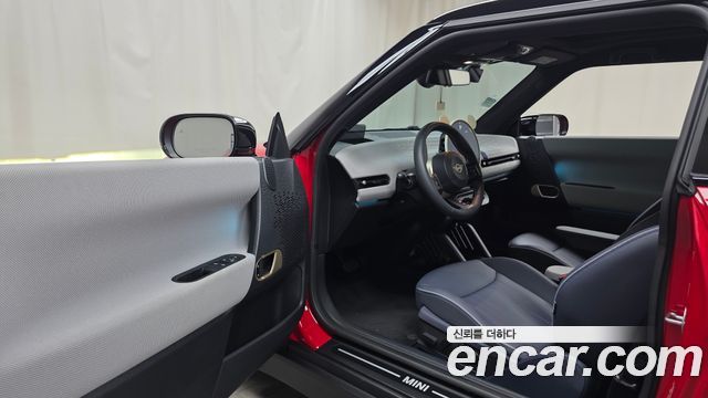 Mini Cooper 2024 — photo 13