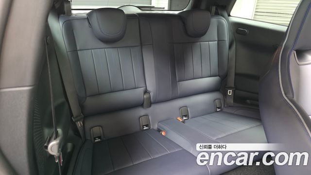 Mini Cooper 2024 — photo 17