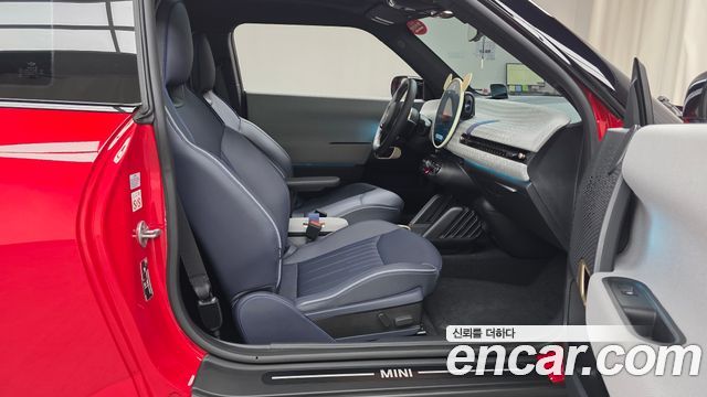 Mini Cooper 2024 — photo 16