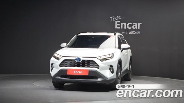 Toyota RAV4 2024 — photo 3