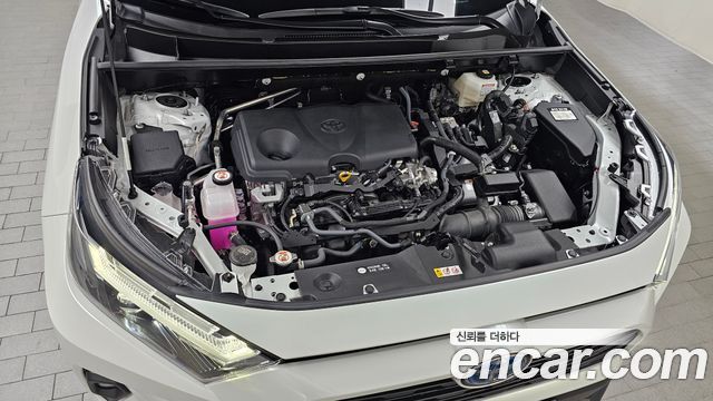 Toyota RAV4 2024 — photo 6