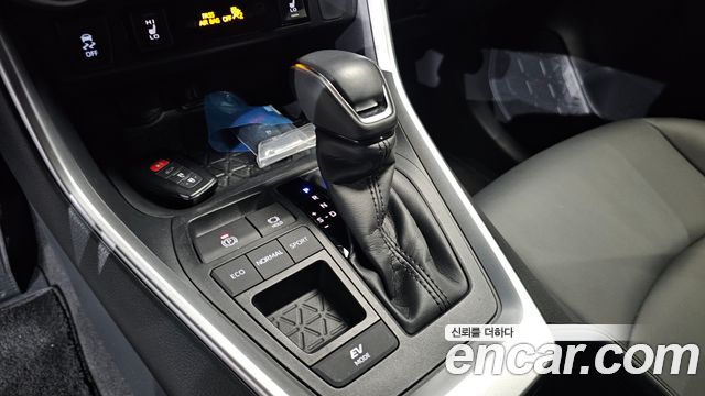 Toyota RAV4 2024 — photo 9