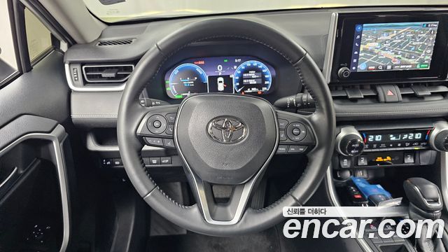 Toyota RAV4 2024 — photo 12