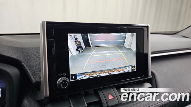 Toyota RAV4 2024 — photo 15