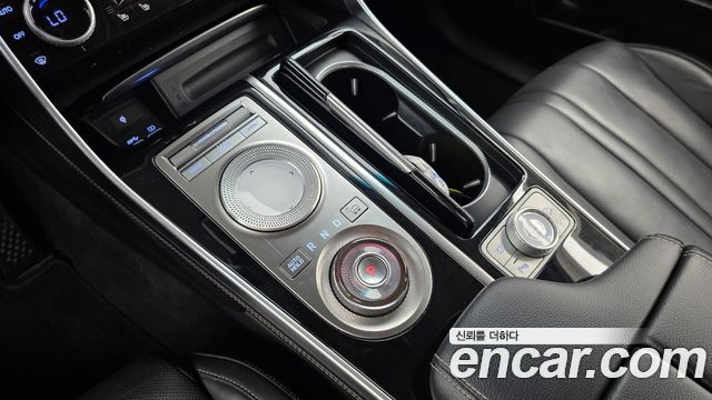 Genesis GV80 2020 — photo 12