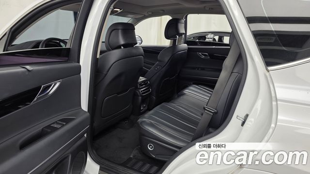 Genesis GV80 2020 — photo 16