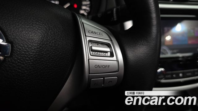 Nissan Altima 2018 — photo 31