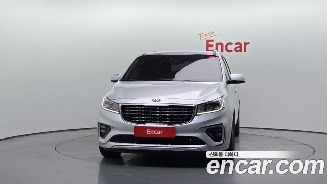 Kia Canival 2019 — photo 3