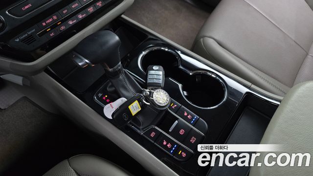 Kia Canival 2019 — photo 9